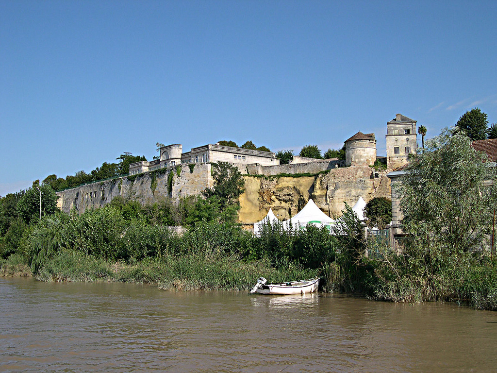 Bourg sur gironde , Reiseleiter Bourg sur Gironde